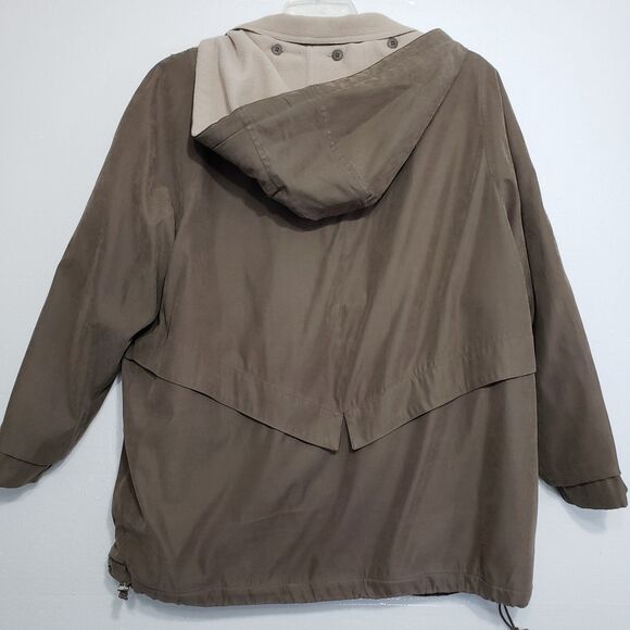 Outbrook Woman 1X Coat with Hood and Zippered Pockets - Picture 9 of 9